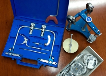 VENDO ARCO FACIAL Y ARTICULADOR DENTATUS