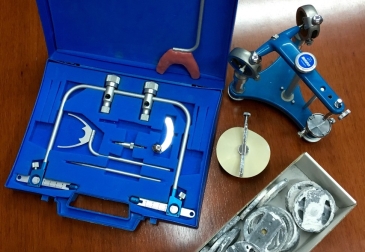 VENDO ARCO FACIAL Y ARTICULADOR DENTATUS