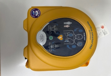 VENDO DESFIBRILADOR SAMARITAN PAD 350 P 550€