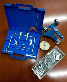 VENDO ARCO FACIAL Y ARTICULADOR DENTATUS