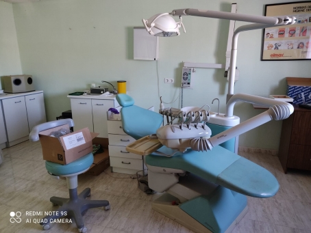Se vende Clinica Dental Completa