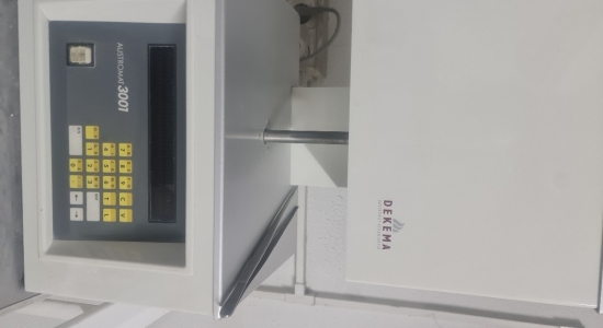 Horno cocción cerámica con 100 programas Austromat 3001