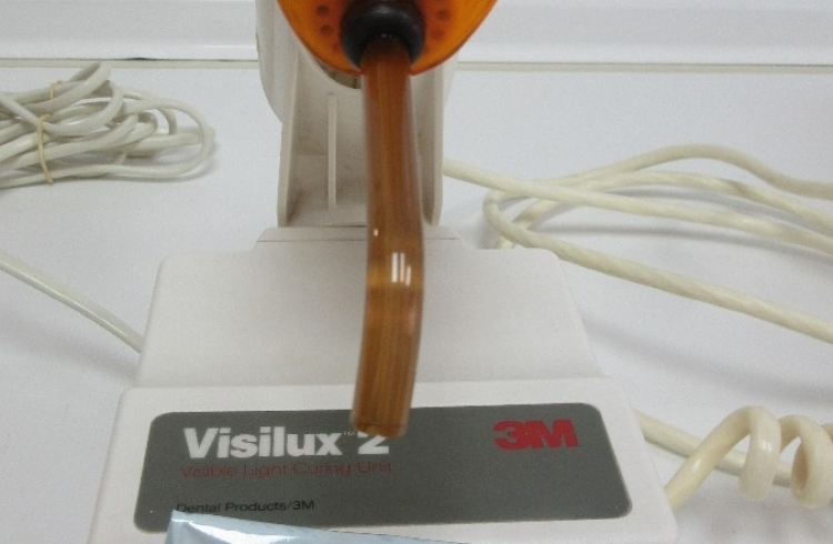 VENDO LAMPARA DE POLIMERIZAR VISILUX 2 DE 3 M