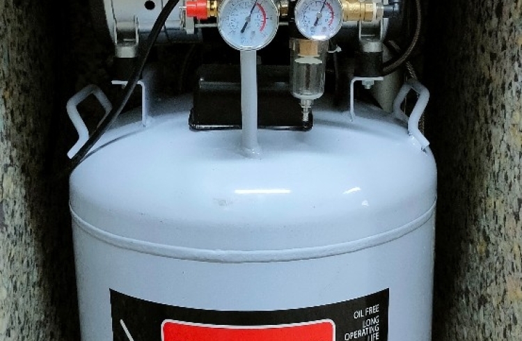 COMPRESOR DENTAL BADER SD120/8GL DE 50LITROS