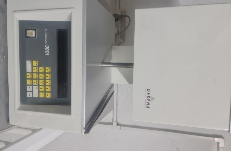 Horno cocción cerámica con 100 programas Austromat 3001